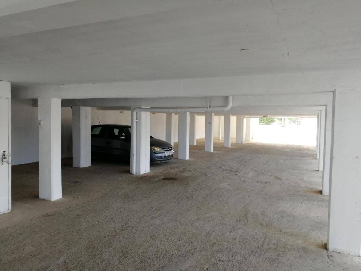 Taniandres Apartments Paralímni Eksteriør bilde