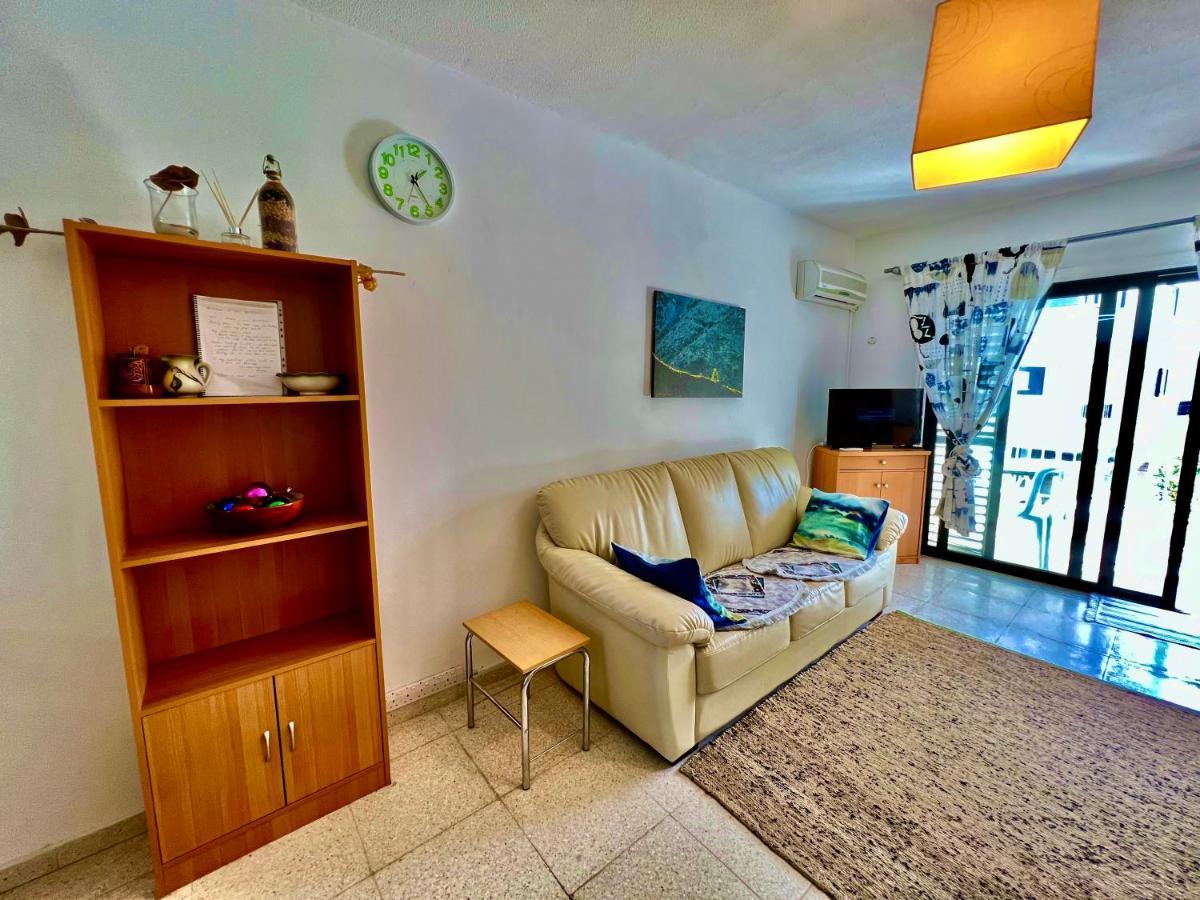 Taniandres Apartments Paralímni Eksteriør bilde