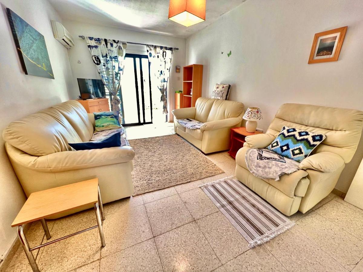 Taniandres Apartments Paralímni Eksteriør bilde